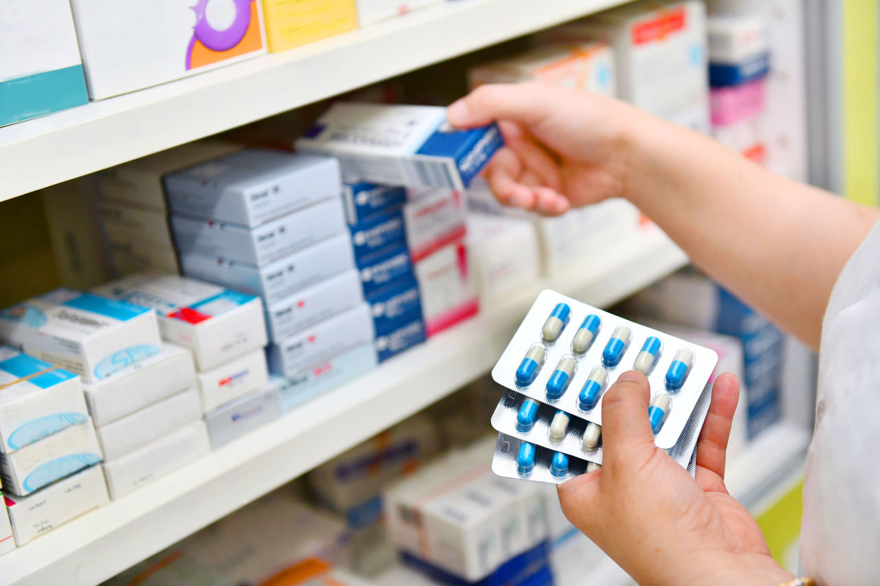 How Pharmacists Can Contribute to Antimicrobial Stewardship?